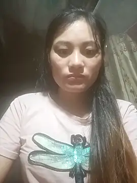 Snapshot of Momo-biki chatting on 05/09/26, 10:15 Momo-biki online show from 05/09/26, 10:15