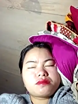 emlylyxinh online show from 02/05/26, 01:54