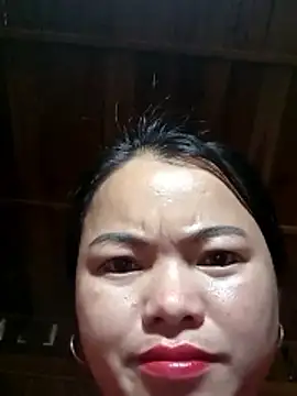 emlylyxinh online show from 02/18/26, 07:04