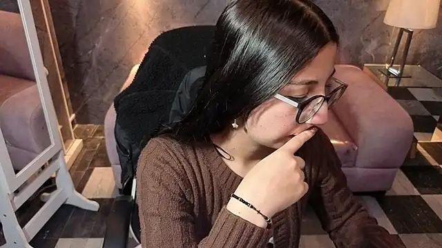 Sophie jones b online show from 03/27/26, 11:43