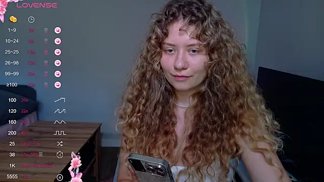 Snapshot of Milounee chatting on 07/01/26, 06:04 Milounee online show from 07/01/26, 06:04