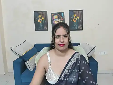 Snapshot of sara_conorr chatting on 07/18/26, 04:38 sara conorr online show from 07/18/26, 04:38