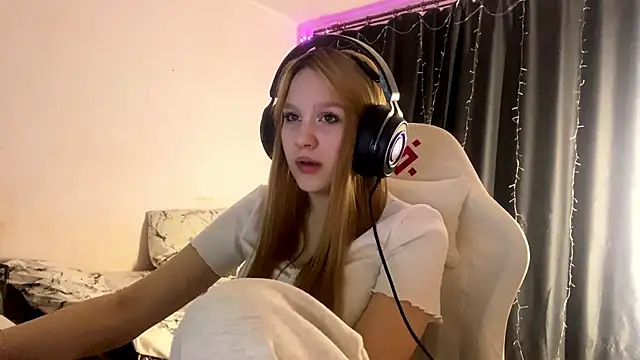 axin burnell online show from 03/19/26, 04:55