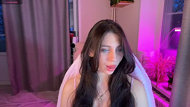 lunawho online show from 03/15/26, 03:23