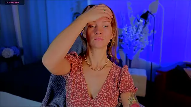 Crystal Kris online show from 03/04/26, 05:57