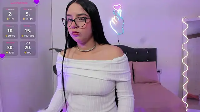 MILAH TAY online show from 02/10/26, 11:36