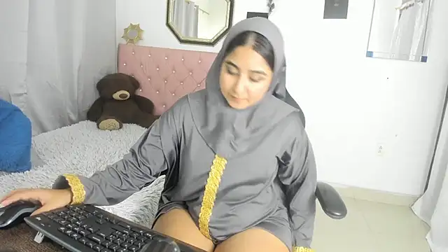 SamiraAwada online show from 07/14/26, 07:30