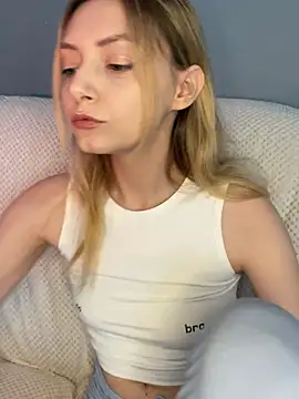 Leecey online show from 02/21/26, 06:47