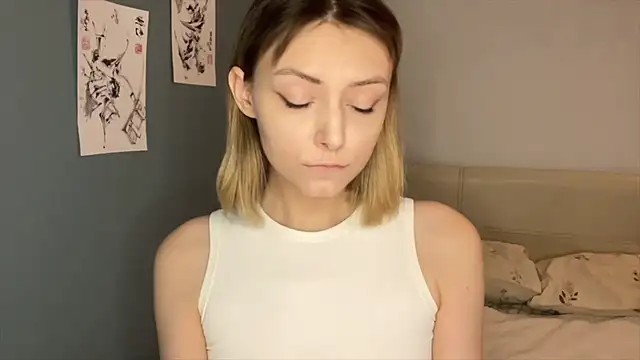 Leecey online show from 03/29/26, 04:40