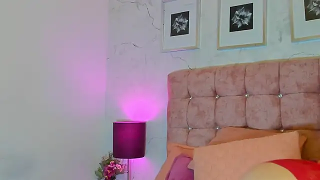 MiaaBlake  online show from 03/24/26, 06:57