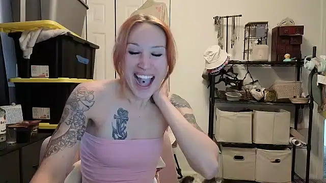 ThornsandHoney online show from 05/17/26, 05:53