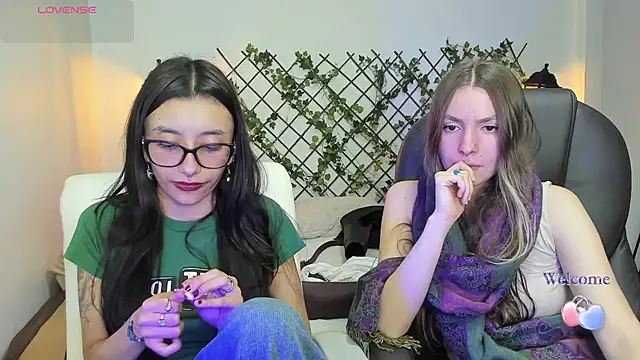 nana  rousse online show from 02/05/26, 12:48