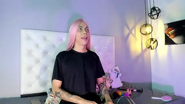 Rose peterson  online show from 02/03/26, 01:49