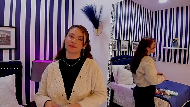 TherezaLarson online show from 04/24/26, 11:45