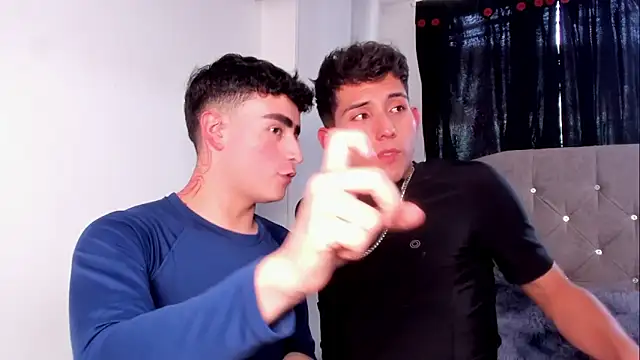 Snapshot of naughtysalomonn chatting on 04/09/26, 08:58 naughtysalomonn online show from 04/09/26, 08:58