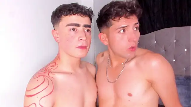 Snapshot of naughtysalomonn chatting on 04/14/26, 09:54 naughtysalomonn online show from 04/14/26, 09:54