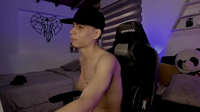 juan posada online show from 02/11/26, 08:36