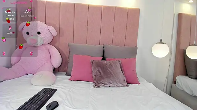 megan sofiaa  online show from 02/24/26, 01:20