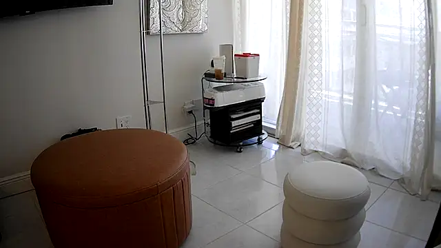 AlexisKayx online show from 02/09/26, 06:23