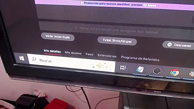 isabella vogue online show from 02/28/26, 11:44