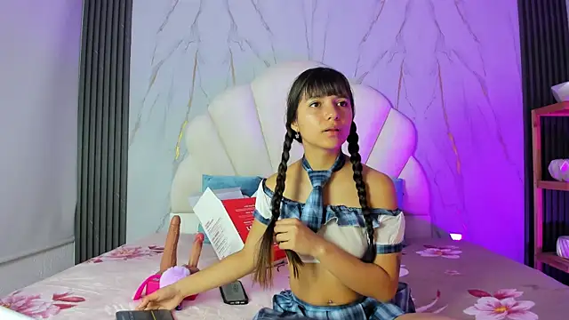 LiaJohnnson  online show from 03/26/26, 04:40