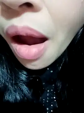 Snapshot of Hana-love2026 chatting on 02/05/26, 05:34 Hana-love2026 online show from 02/05/26, 05:34