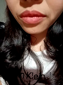 Snapshot of Hana-love2026 chatting on 03/04/26, 02:12 Hana-love2026 online show from 03/04/26, 02:12