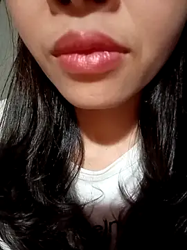 Snapshot of Hana-love2026 chatting on 03/18/26, 03:37 Hana-love2026 online show from 03/18/26, 03:37