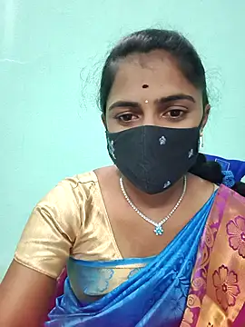 Snapshot of Tamil_Hot_Shana chatting on 04/30/26, 02:12 Tamil Hot Shana online show from 04/30/26, 02:12