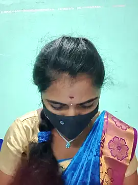 Snapshot of Tamil_Hot_Shana chatting on 04/30/26, 11:09 Tamil Hot Shana online show from 04/30/26, 11:09