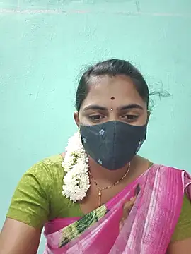 Snapshot of Tamil_Hot_Shana chatting on 05/16/26, 06:17 Tamil Hot Shana online show from 05/16/26, 06:17