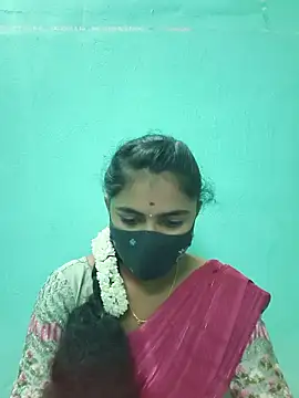 Snapshot of Tamil_Hot_Shana chatting on 05/31/26, 04:09 Tamil Hot Shana online show from 05/31/26, 04:09