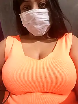 MidnightVibes  online show from 04/13/26, 06:13