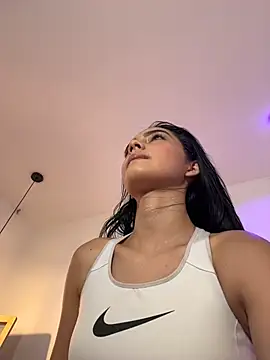 Doll Alaia  online show from 02/27/26, 07:47