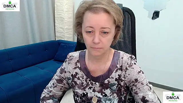 Snapshot of MONA_W chatting on 05/14/26, 10:44 MONA W online show from 05/14/26, 10:44