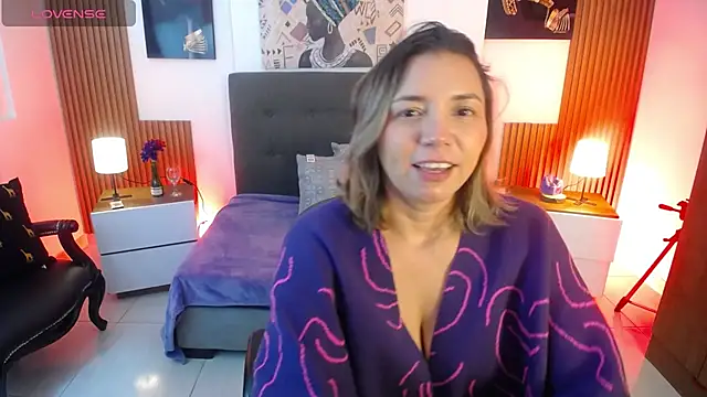 milfsecret69 online show from 06/01/26, 11:01