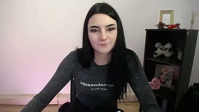 Snapshot of TurnMe_On chatting on 02/16/26, 12:23 TurnMe On online show from 02/16/26, 12:23