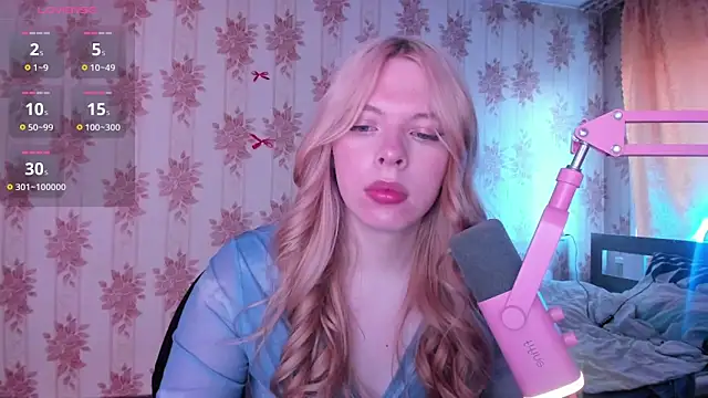 Snapshot of Cutie_Bambi chatting on 07/17/26, 12:12 Cutie Bambi online show from 07/17/26, 12:12