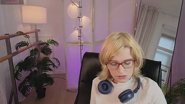 Akimo  online show from 03/02/26, 01:40