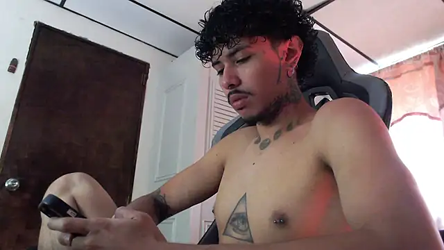 D3v1L88 online show from 04/04/26, 05:21