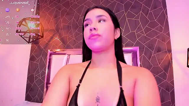 Snapshot of NicollJabocs chatting on 05/15/26, 01:34 NicollJabocs online show from 05/15/26, 01:34