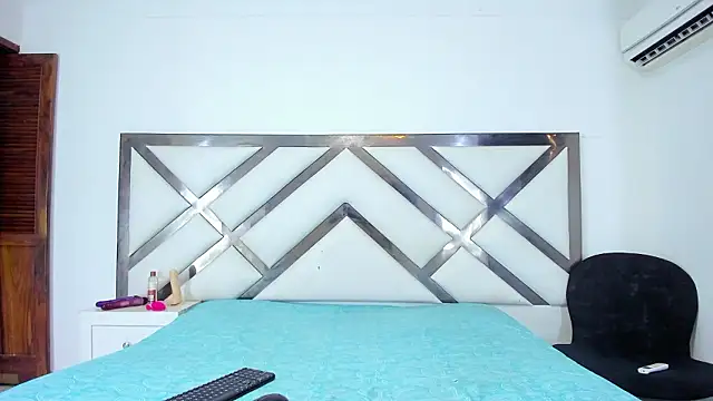 Nico Hillx online show from 02/05/26, 05:39