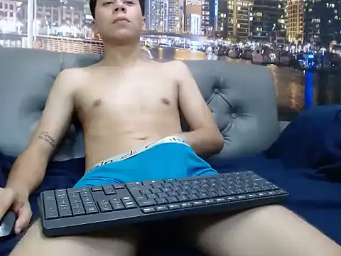 santiago xxxcol online show from 02/10/26, 12:48