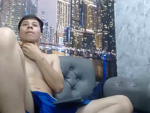 santiago xxxcol online show from 02/13/26, 12:06