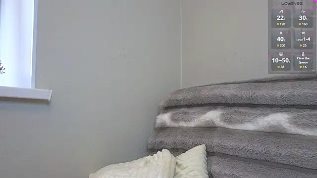 RoseliaLocatelli online show from 04/09/26, 06:19