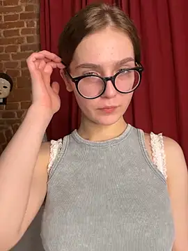 MyKittySayMeow online show from 03/04/26, 08:48