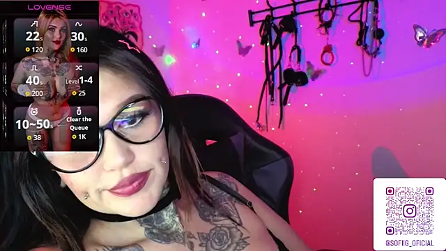 Zoeee 001 online show from 03/04/26, 10:27