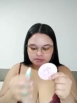 SamanthaStonee online show from 04/19/26, 11:40