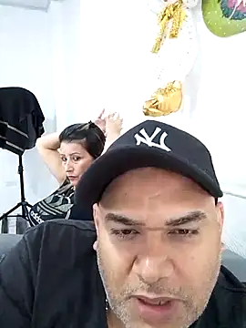 wessAndSandri online show from 04/21/26, 07:50