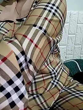 Tulip ii online show from 02/23/26, 04:32